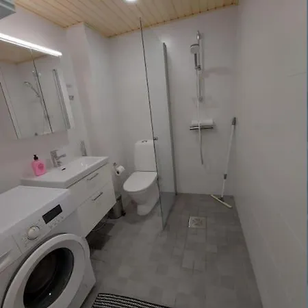 Kotimaailma - Tyylikaes Kaksio Modernilla Keittioellae *